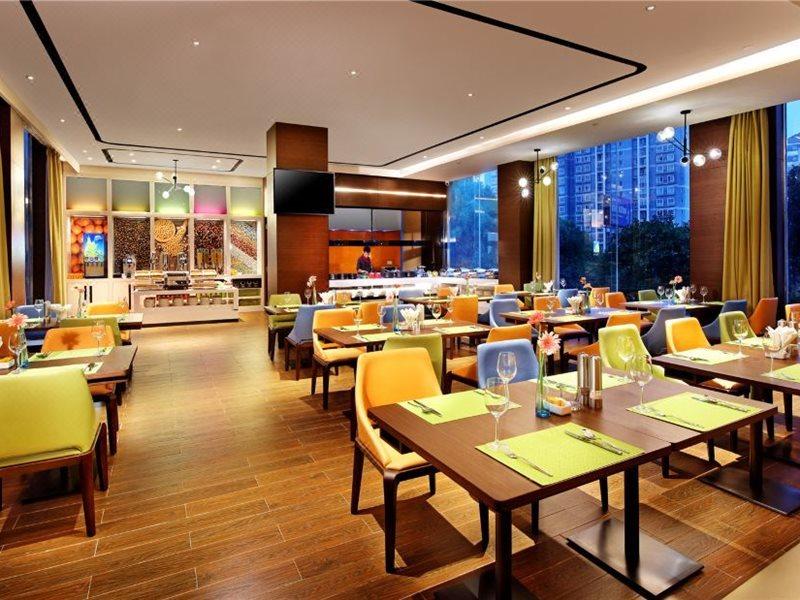 Hampton By Hilton Wuhan Tianhe Airport East Esterno foto